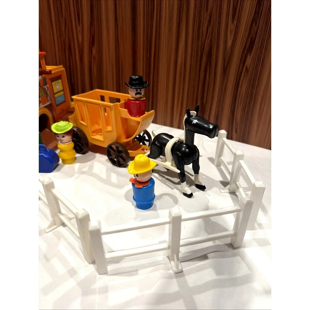 Vintage Fisher Price Little People #934 Western Town Playset 1982 Playset Horse